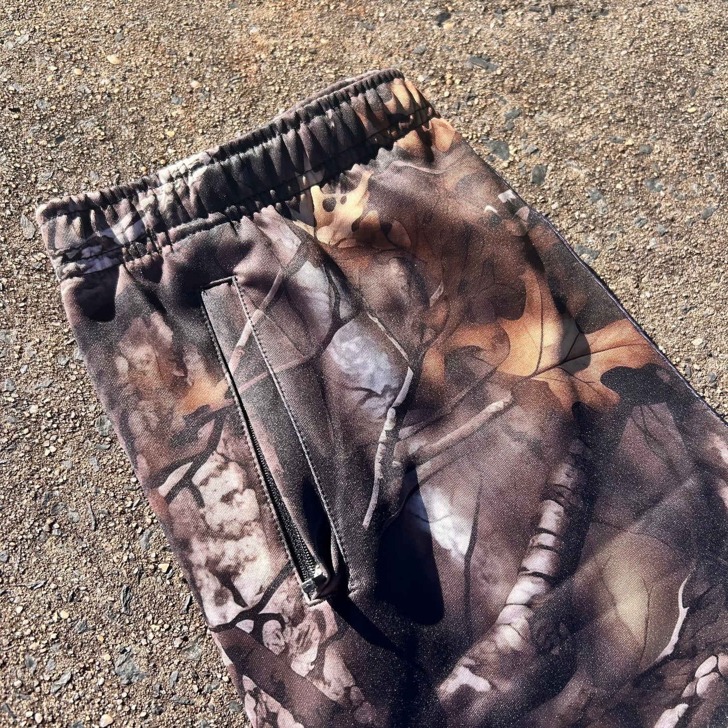 Adults Footy Shorts [with pockets] – Bush Camo